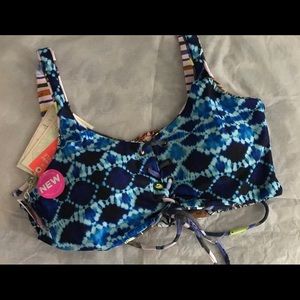 Maaji Swim top XL..Reversible